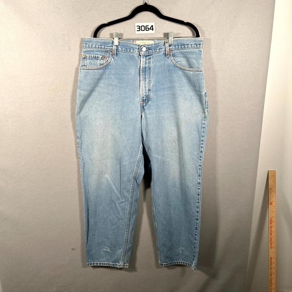 Levi's 560 Jeans‎ Womens 36x30 Blue Denim Cotton Light Wash Comfort Fit Straight